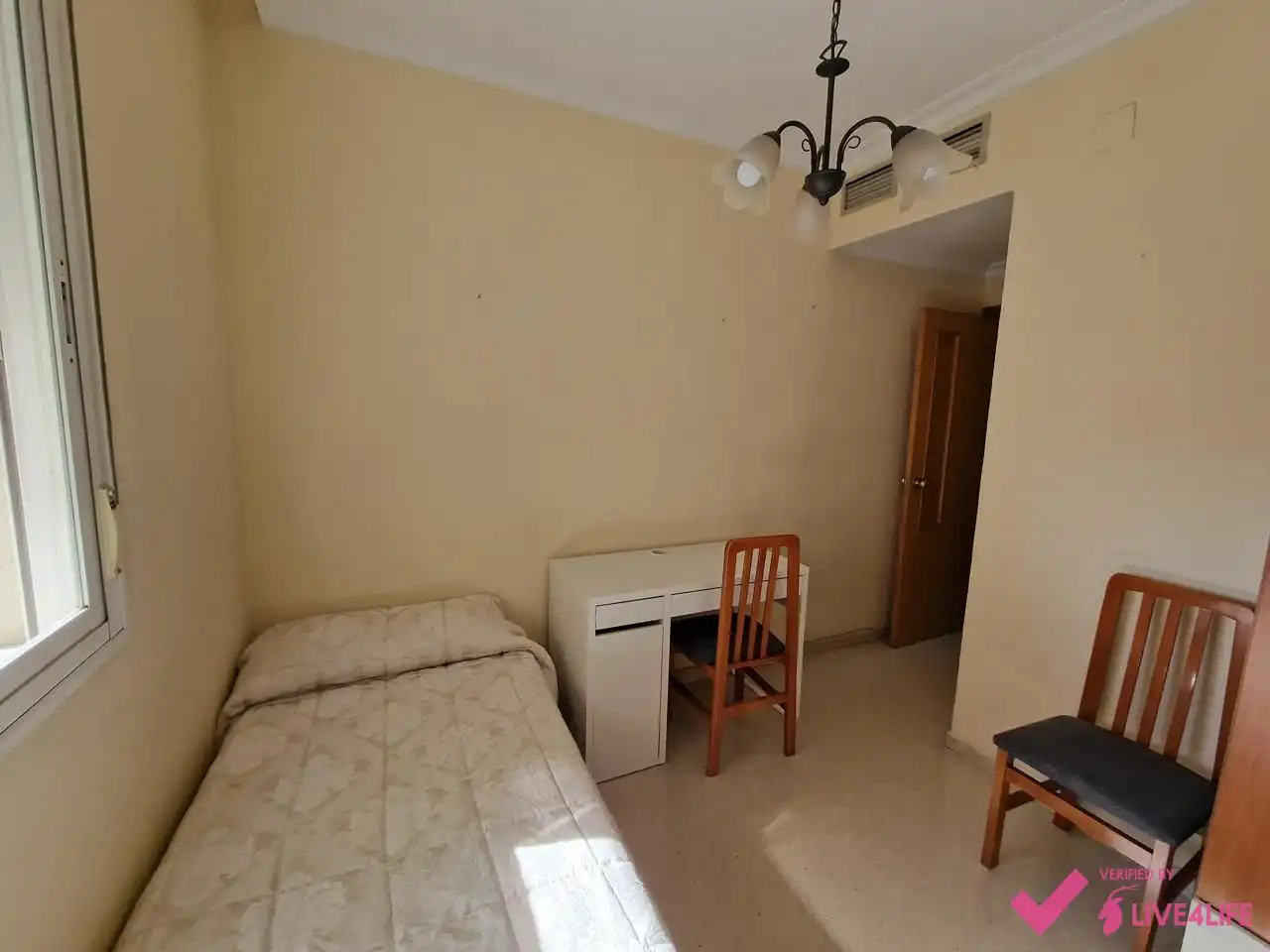 Piso de alquiler en El Plantinar – Avda. La Paz - El Juncal