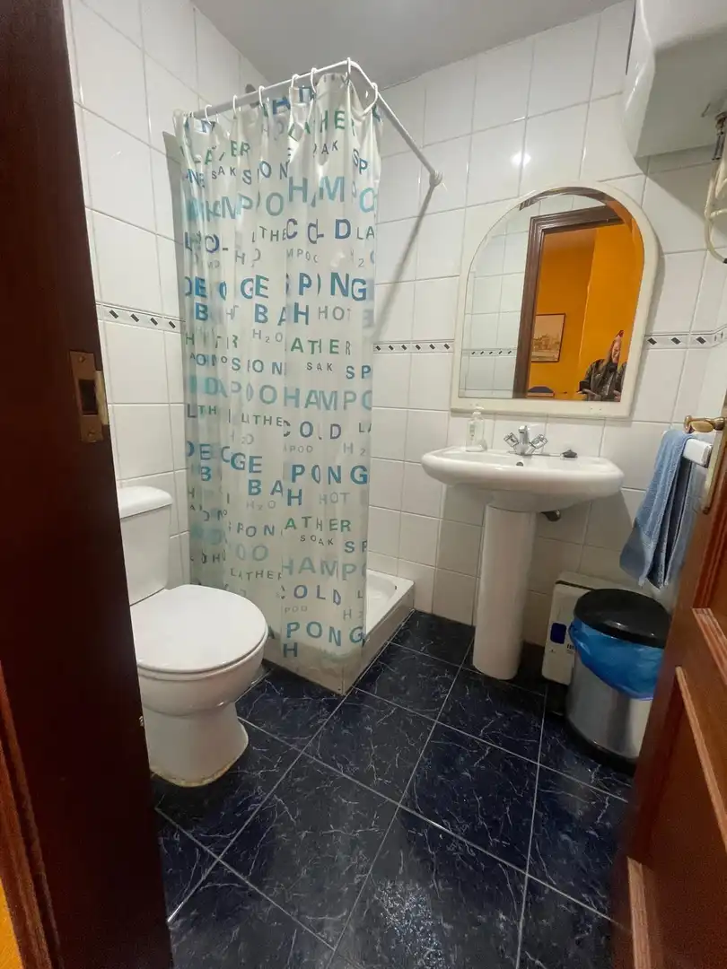 Bathroom of Office for sale in Valladolid  with Air Conditioner