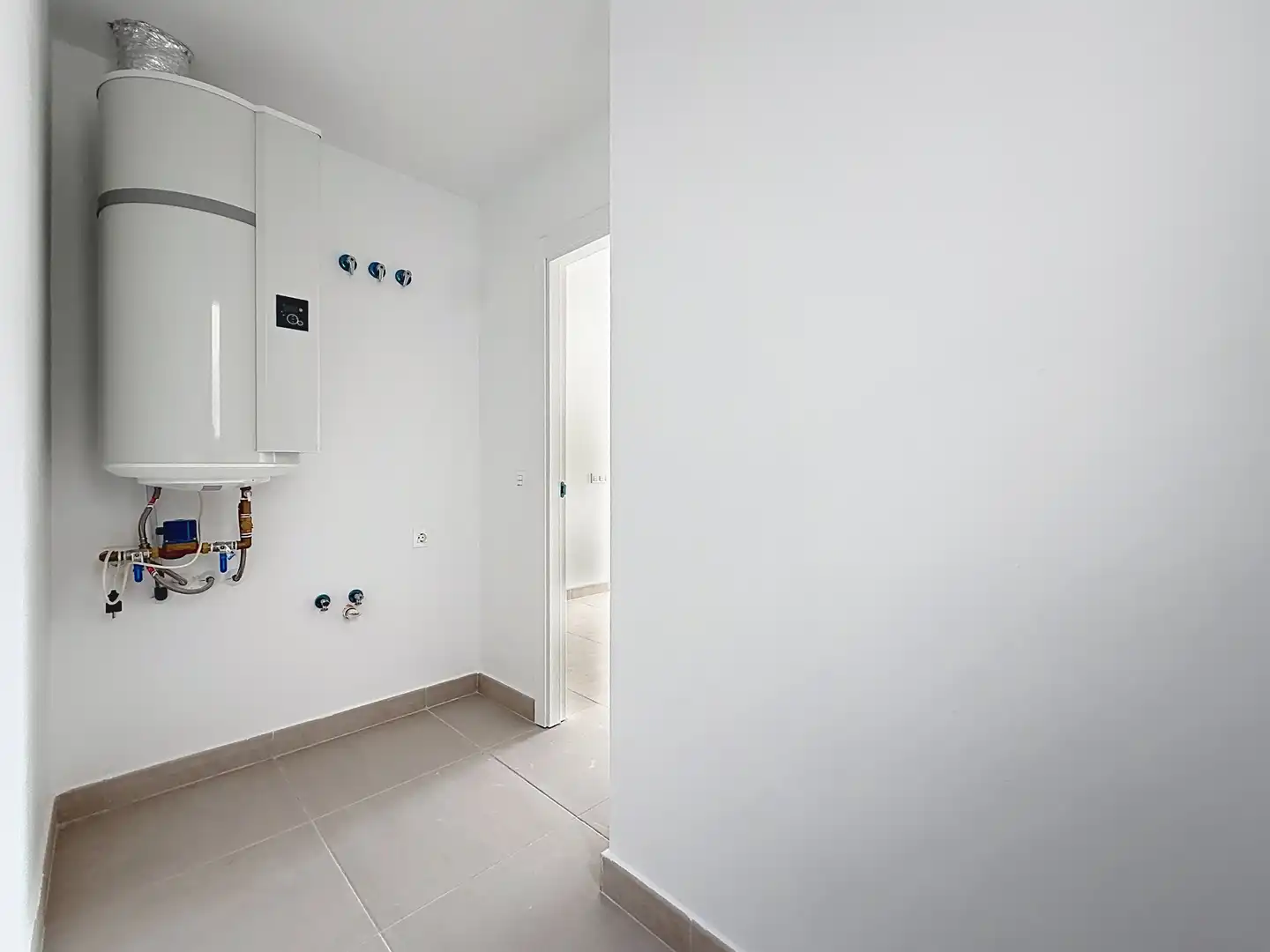 Piso de alquiler en Cártama con Aire acondicionado, Terraza y Piscina comunitaria