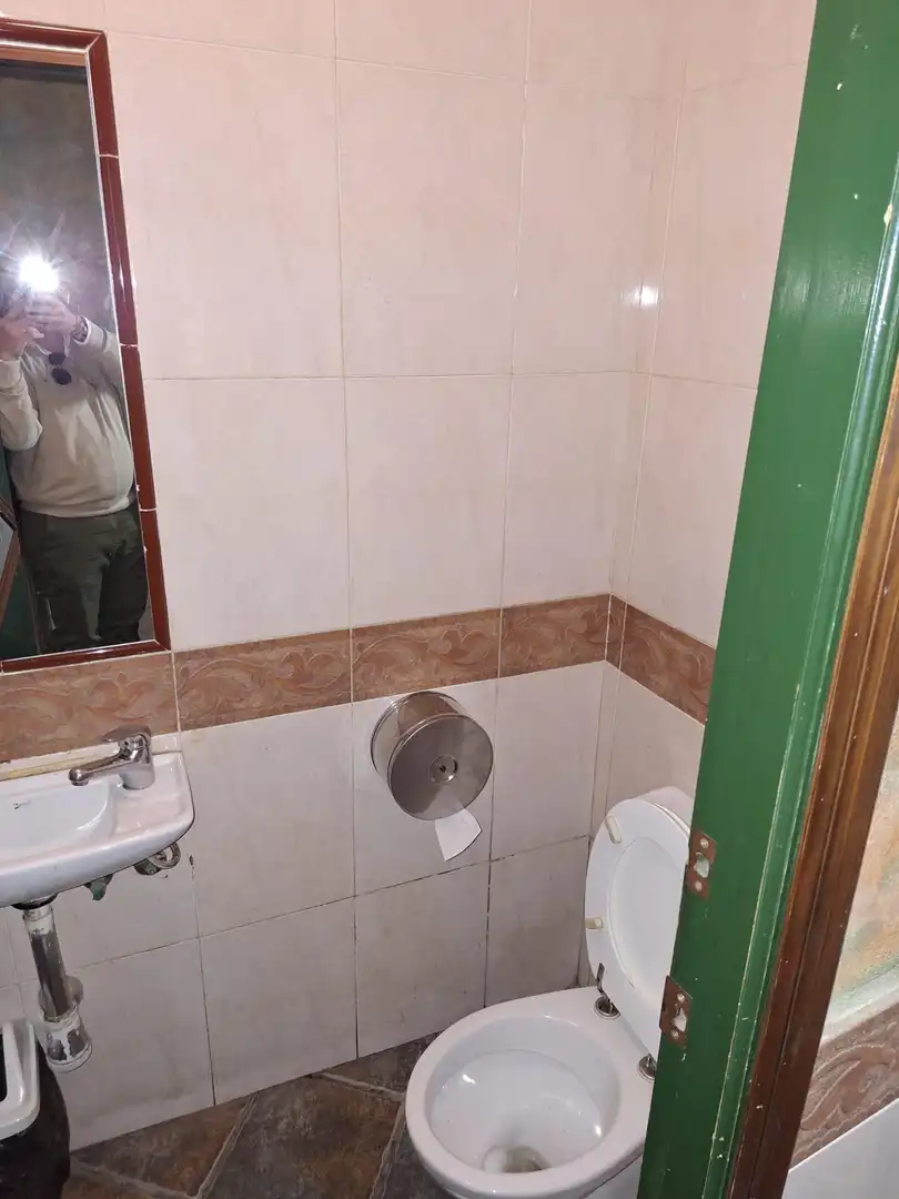 Baño de Local en traspaso en Sevilla
