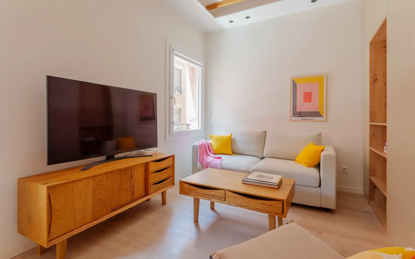 Living room of Flat for rent in Madrid  with Heating and Furnished