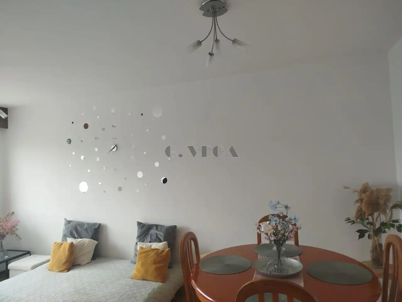 Sala de estar de Apartamento en venta en Vigo  con Calefacción y Trastero