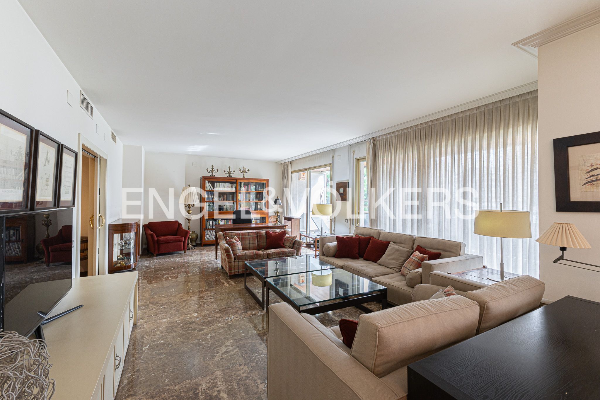 Living room of Flat for sale in  Barcelona Capital  with Air Conditioner, Heating and Private garden