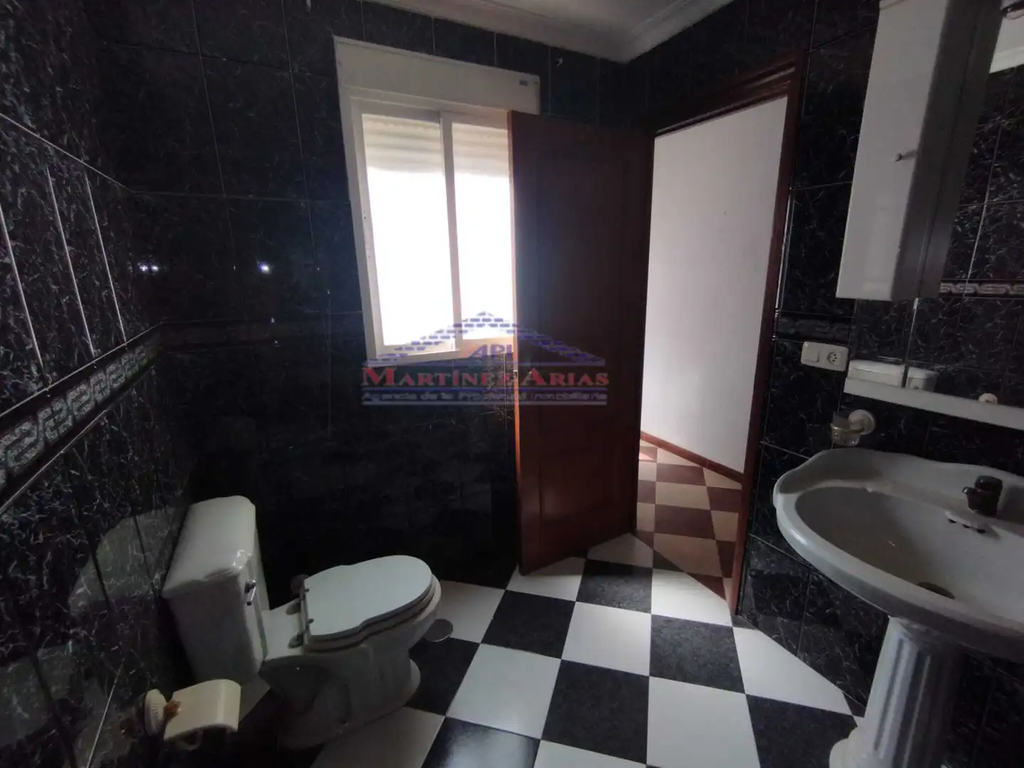 Bany de Edifici en venda en Alcaudete, Jaén