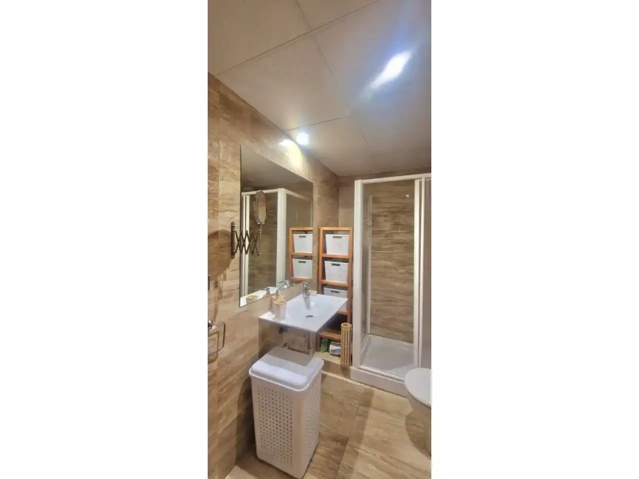 Bathroom of Flat for rent in Cartagena  with Air Conditioner, Heating and Furnished