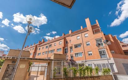 Exterior view of Flat for sale in  Madrid Capital  with Heating