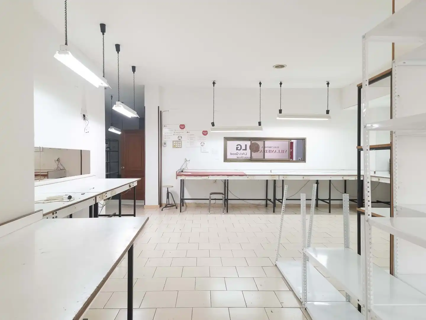 Cocina de Local en venta en Gijón 