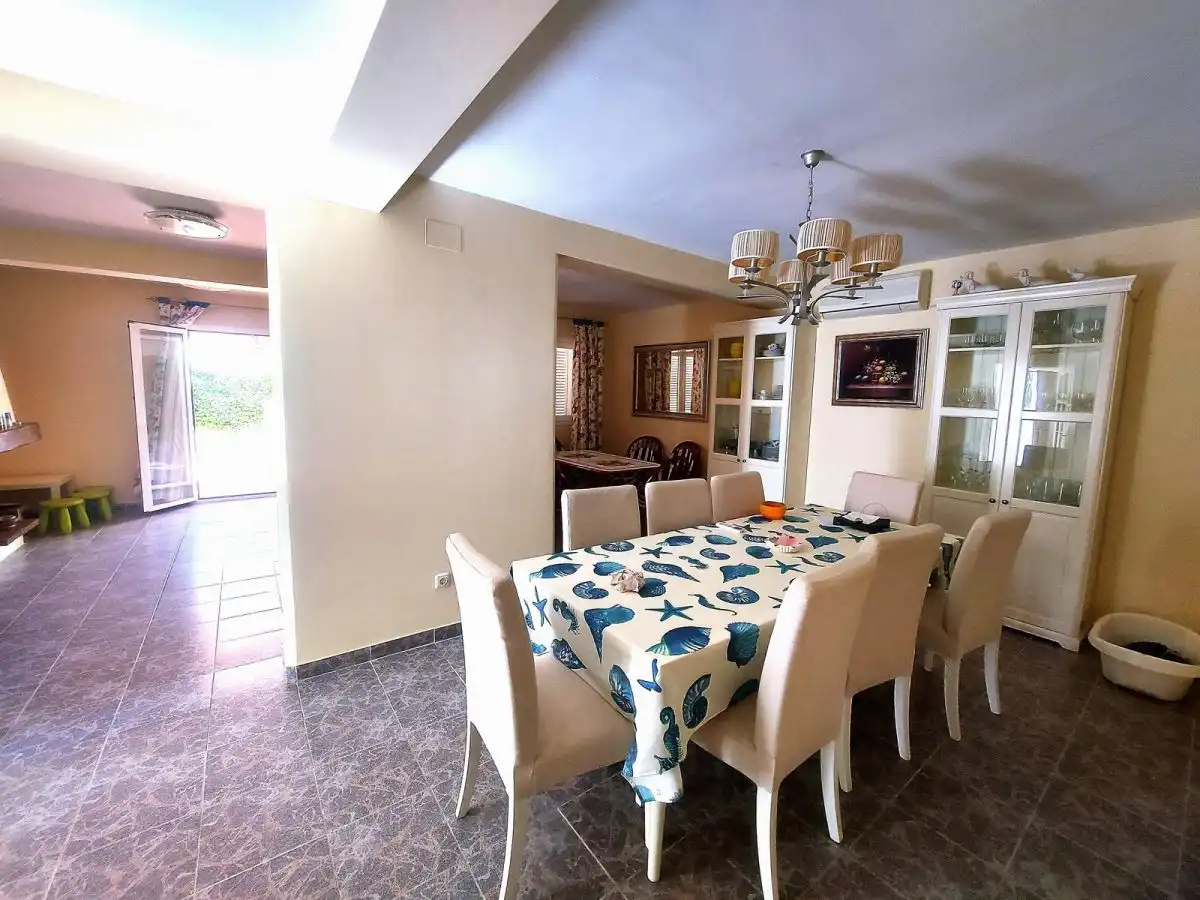Comedor de Casa adosada en venta en Almonte con Terraza, Trastero y Balcón