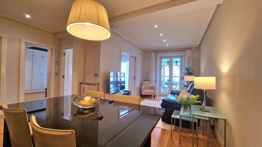 Wohnzimmer von Wohnung zum Verkauf in Donostia - San Sebastián  mit Heizung, Abstellraum und Balkon