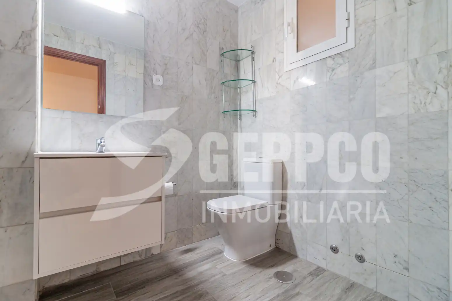 Baño de Piso de alquiler en Barrio de Salamanca