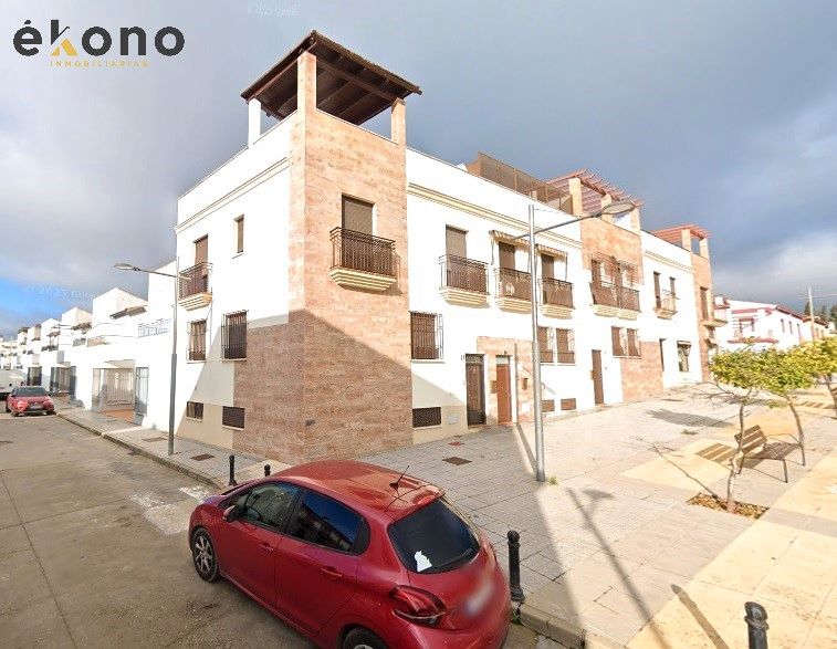 Vista exterior de Casa adosada en venda en Villafranca de Córdoba amb Aire condicionat, Terrassa i Balcó