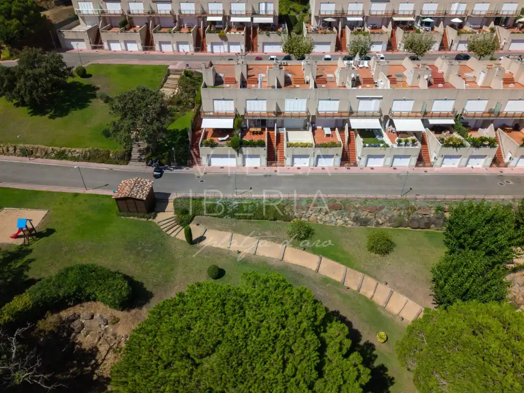Adossat amb piscina en venda a Calle Manel Carrasco Formiguera 9, imagen 48
