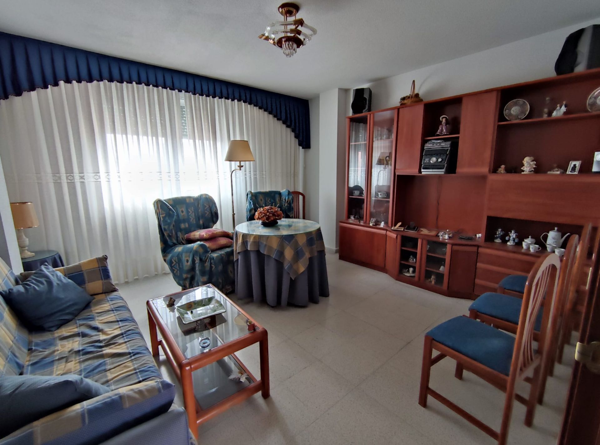 Sala d'estar de Pis en venda en Peñaranda de Bracamonte amb Terrassa i Moblat