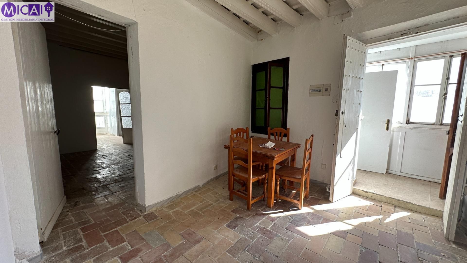 Flat for sale in Calle del Obispo Urquinaona, El Pópulo - Santa María