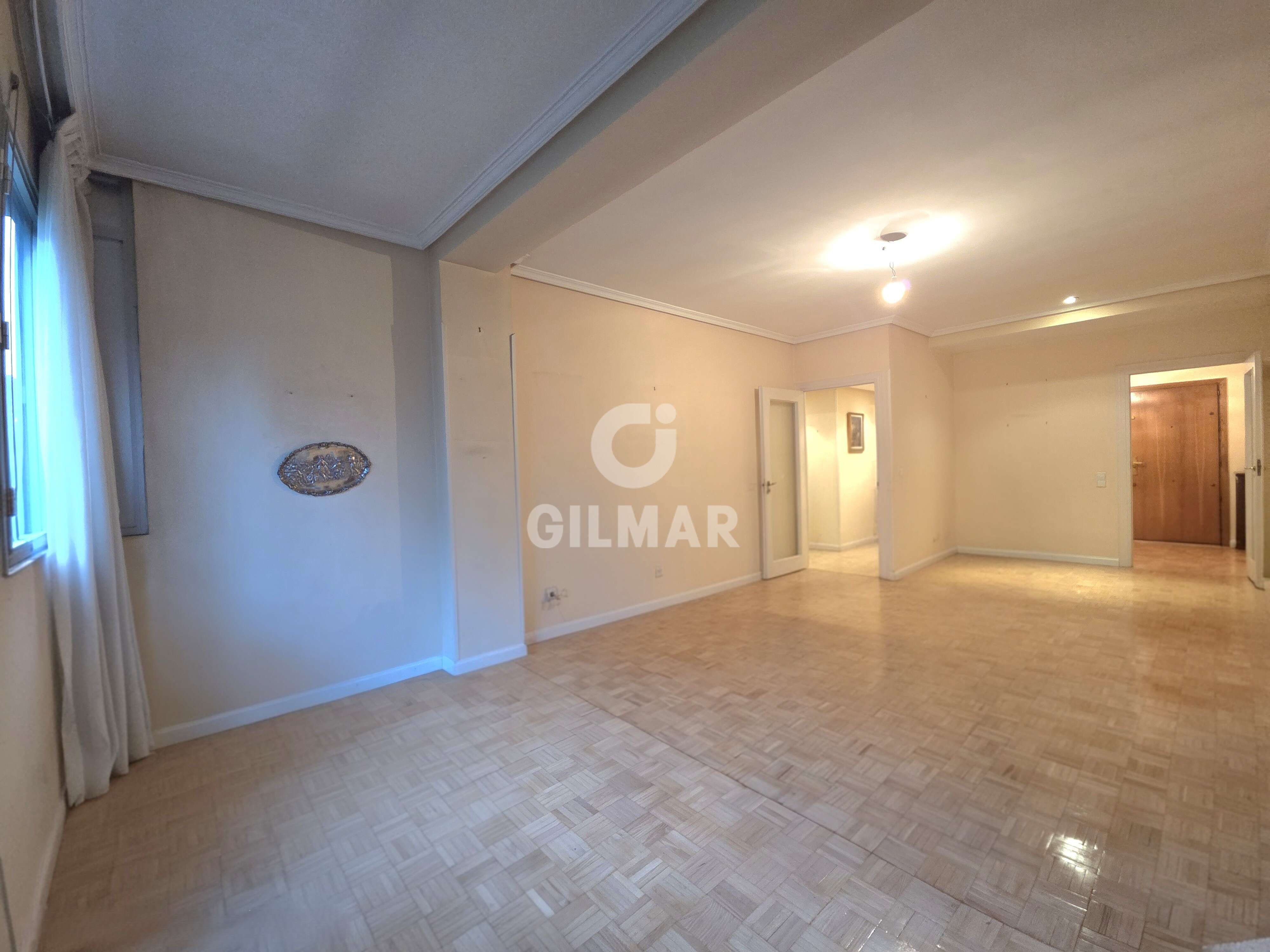 Flat for sale in Guindalera