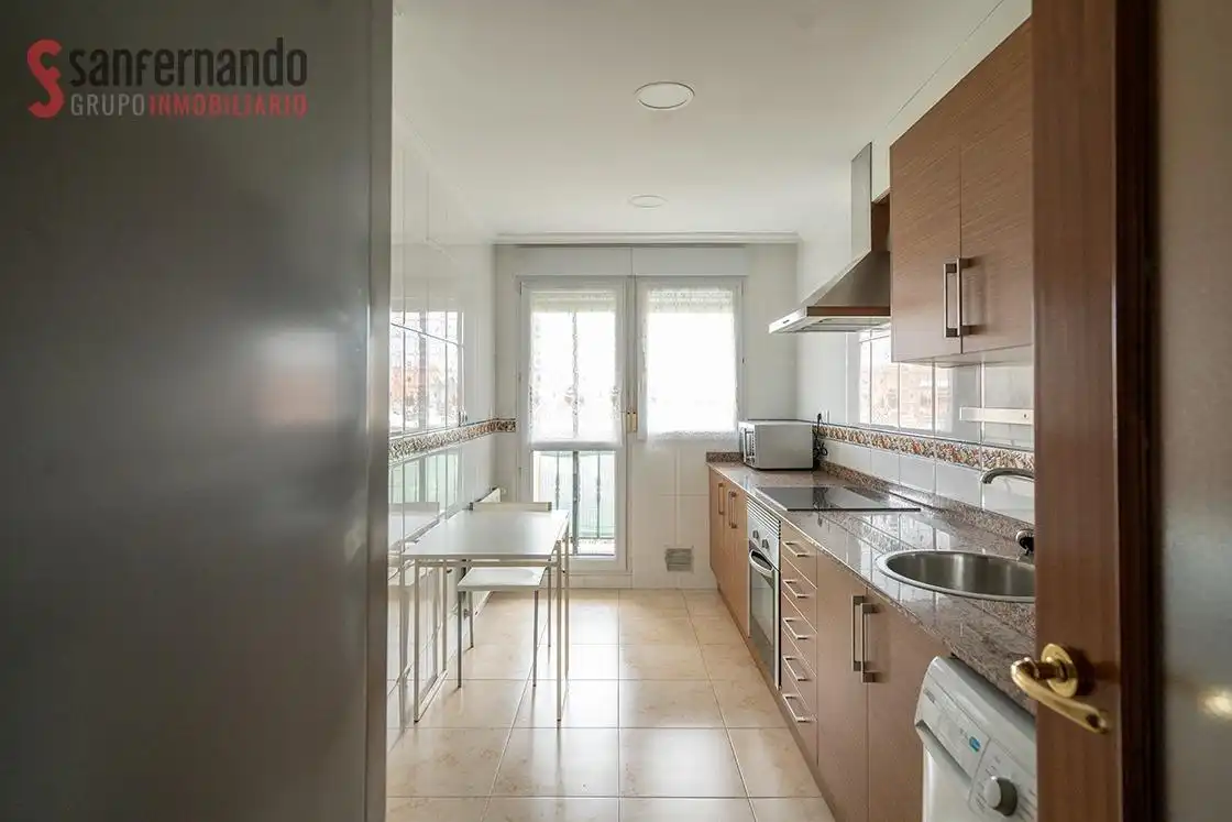 Cocina de Piso en venta en Miengo con Terraza