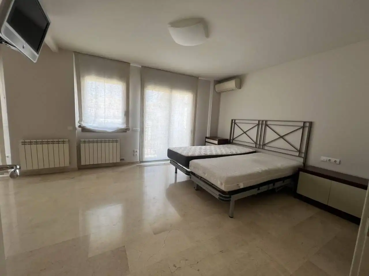 Dormitori de Dúplex de lloguer en Terrassa amb Aire condicionat, Calefacció i Terrassa