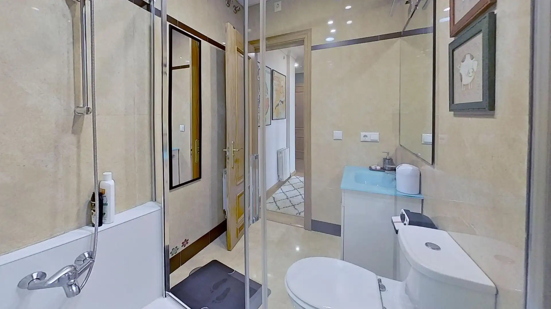 Badezimmer von Wohnung zur Miete in Granada mit Klimaanlage, Heizung und Möbliert
