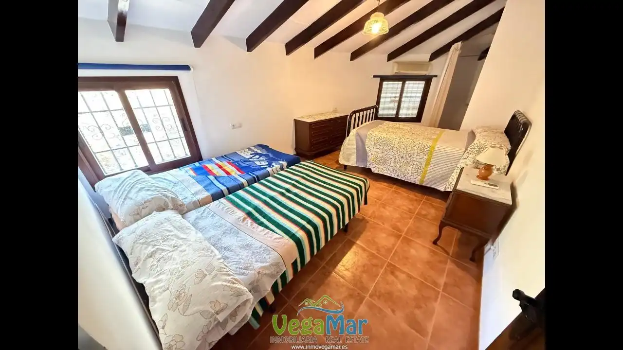 Habitación de Casa o chalet en venta en Almuñécar con Aire acondicionado, Jardín privado y Terraza