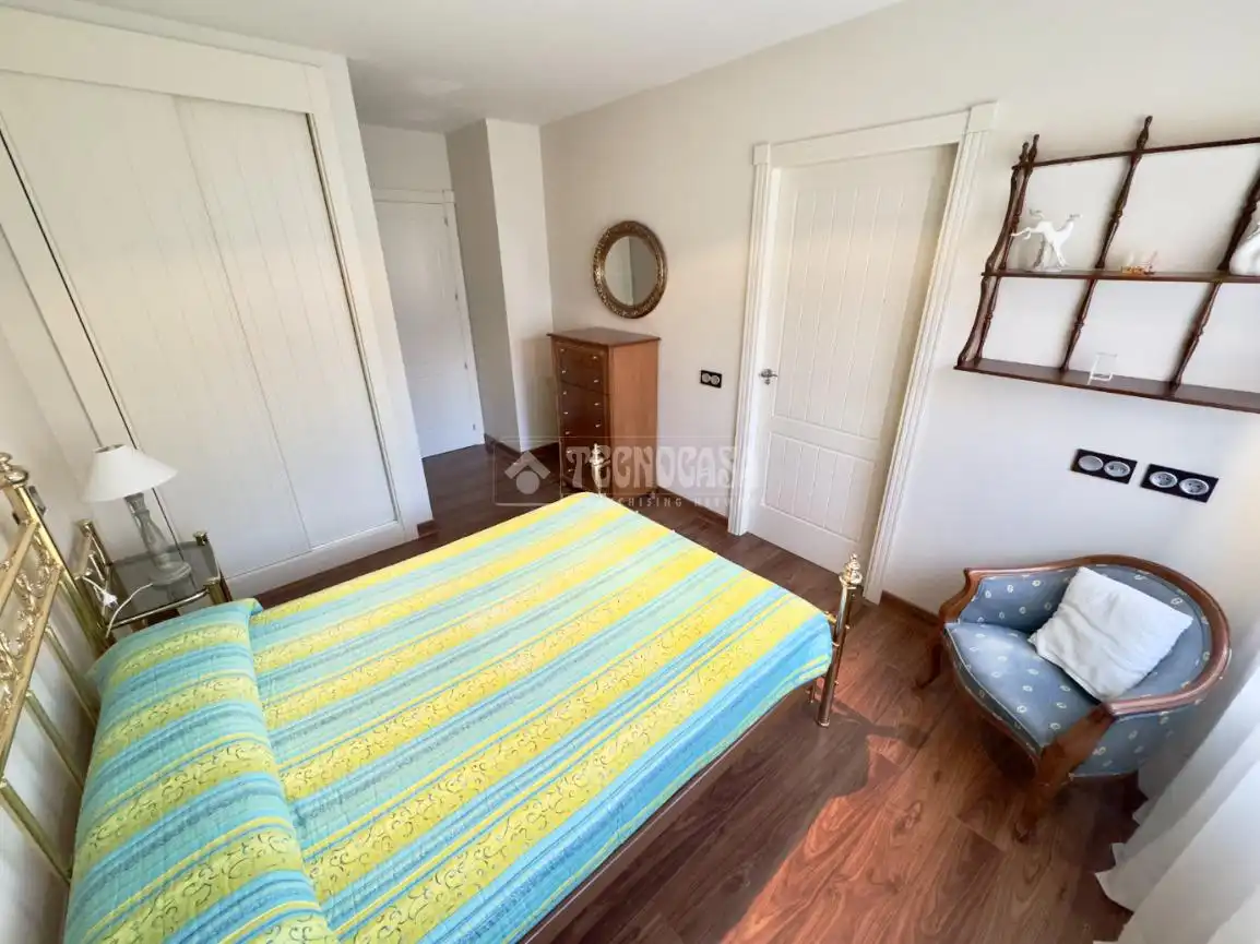 Habitación de Casa o chalet en venta en Cabanillas del Campo con Aire acondicionado, Calefacción y Terraza