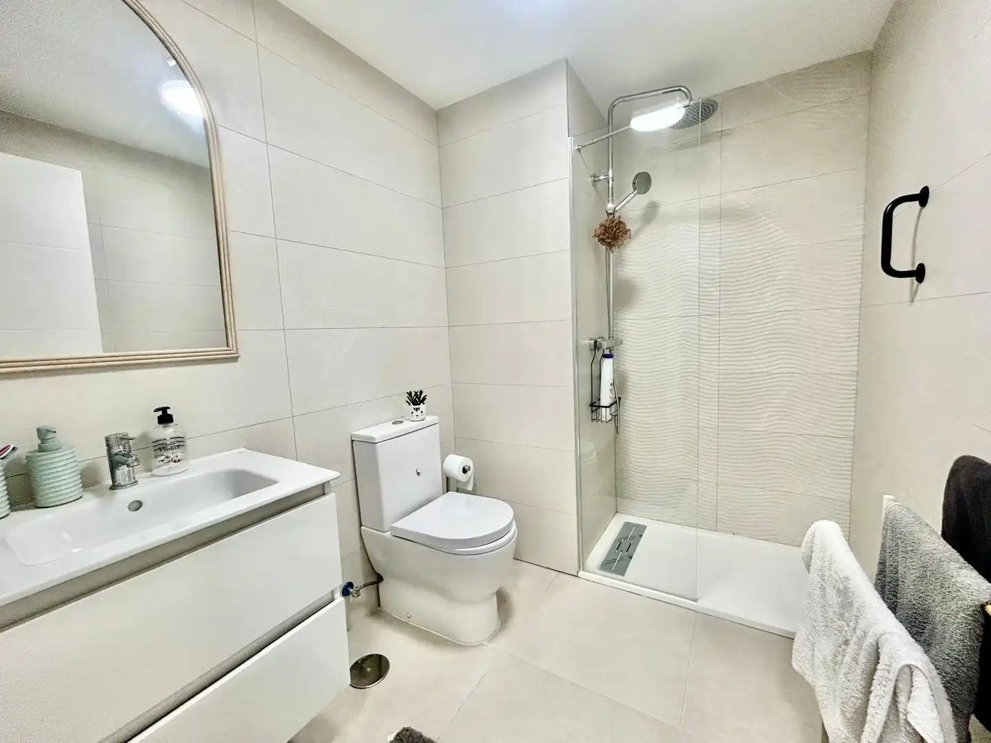 Baño de Piso en venta en Almería con Aire acondicionado, Calefacción y Parquet