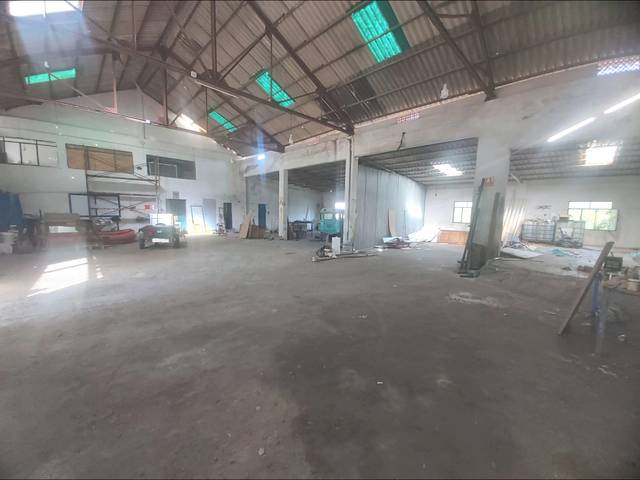 Nave industrial en Venta en La Granja - La Colina - Los Pastores