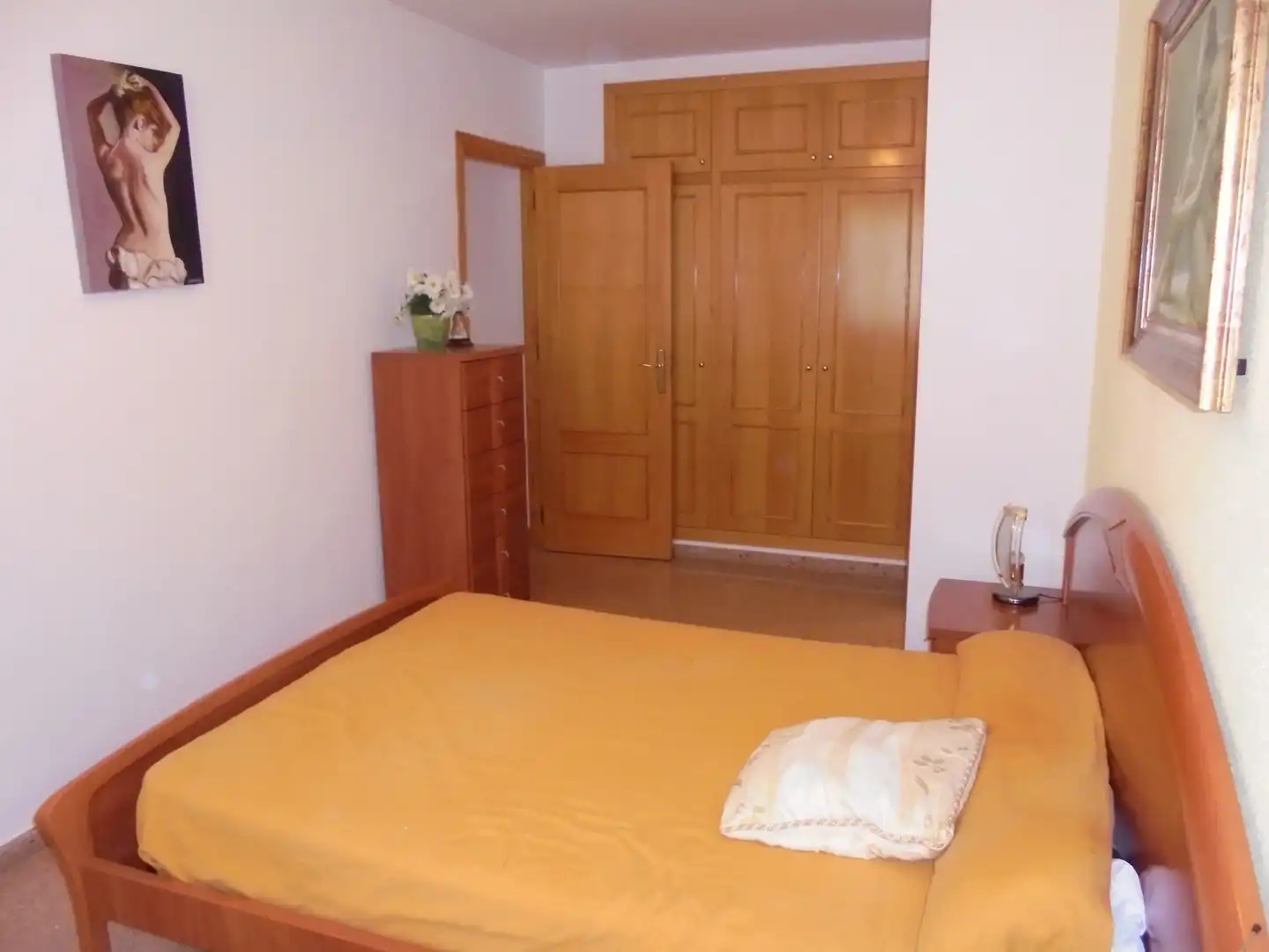 Habitación de Casa adosada en venta en Camporrobles con Amueblado