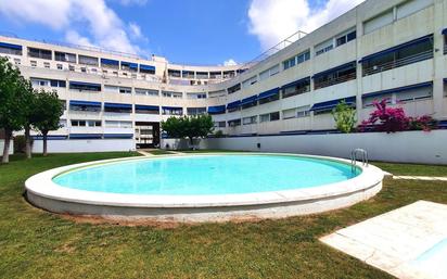 Piscina de Pis en venda en Sabadell amb Balcó