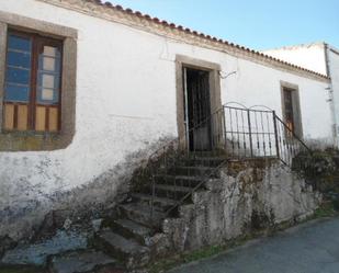 Exterior view of House or chalet for sale in Villaseco de los Gamitos