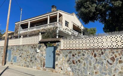 Vista exterior de Casa o xalet en venda en Terrassa amb Aire condicionat, Calefacció i Terrassa