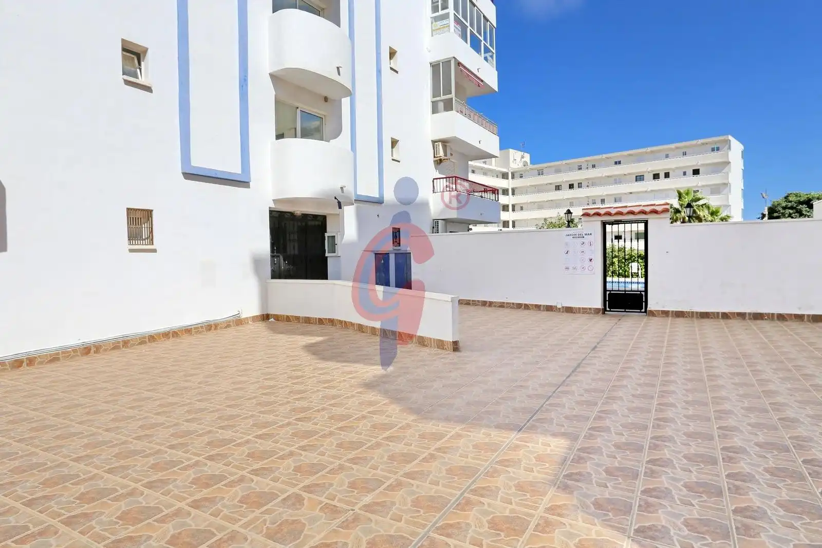 Terraza de Estudio en venta en Torrevieja con Terraza y Piscina comunitaria