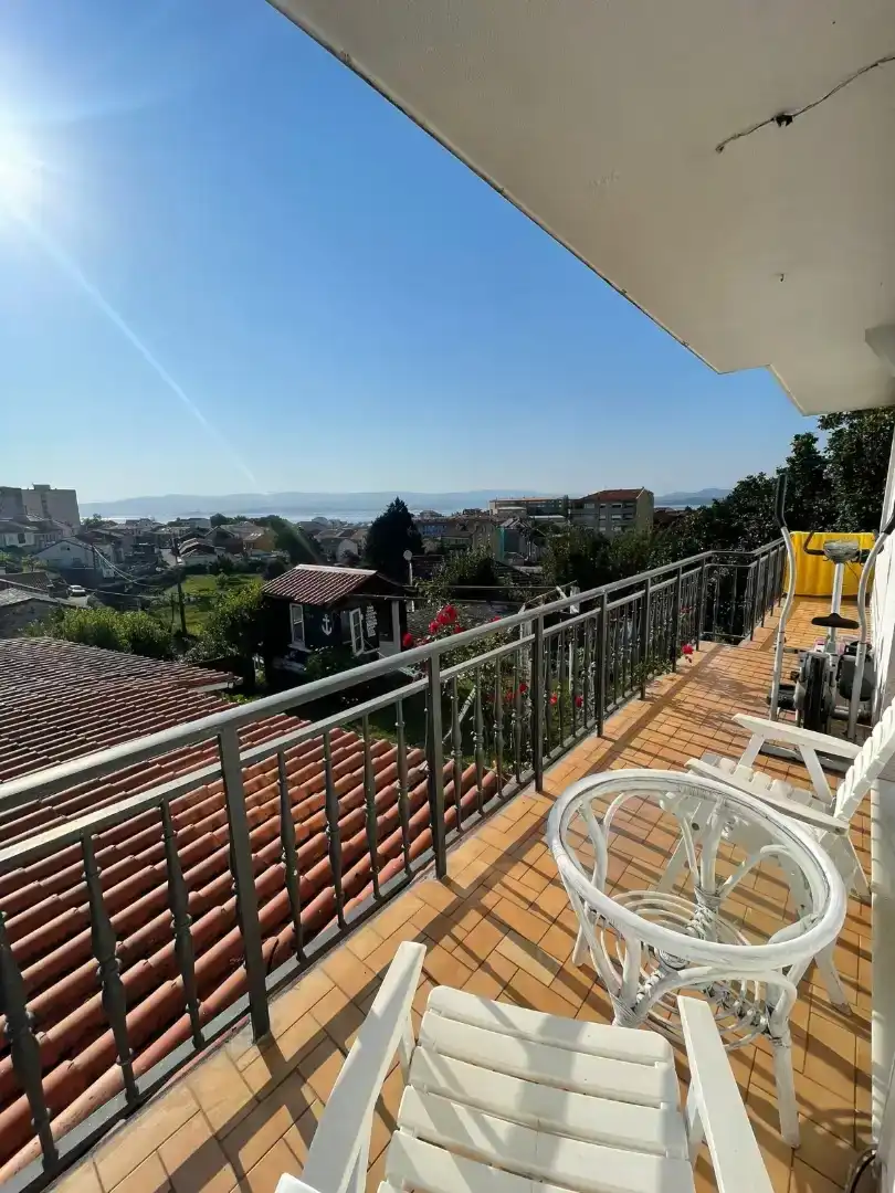 Terrace of Houses for rent in Vilagarcía de Arousa  with Parquet flooring, Furnished and Oven