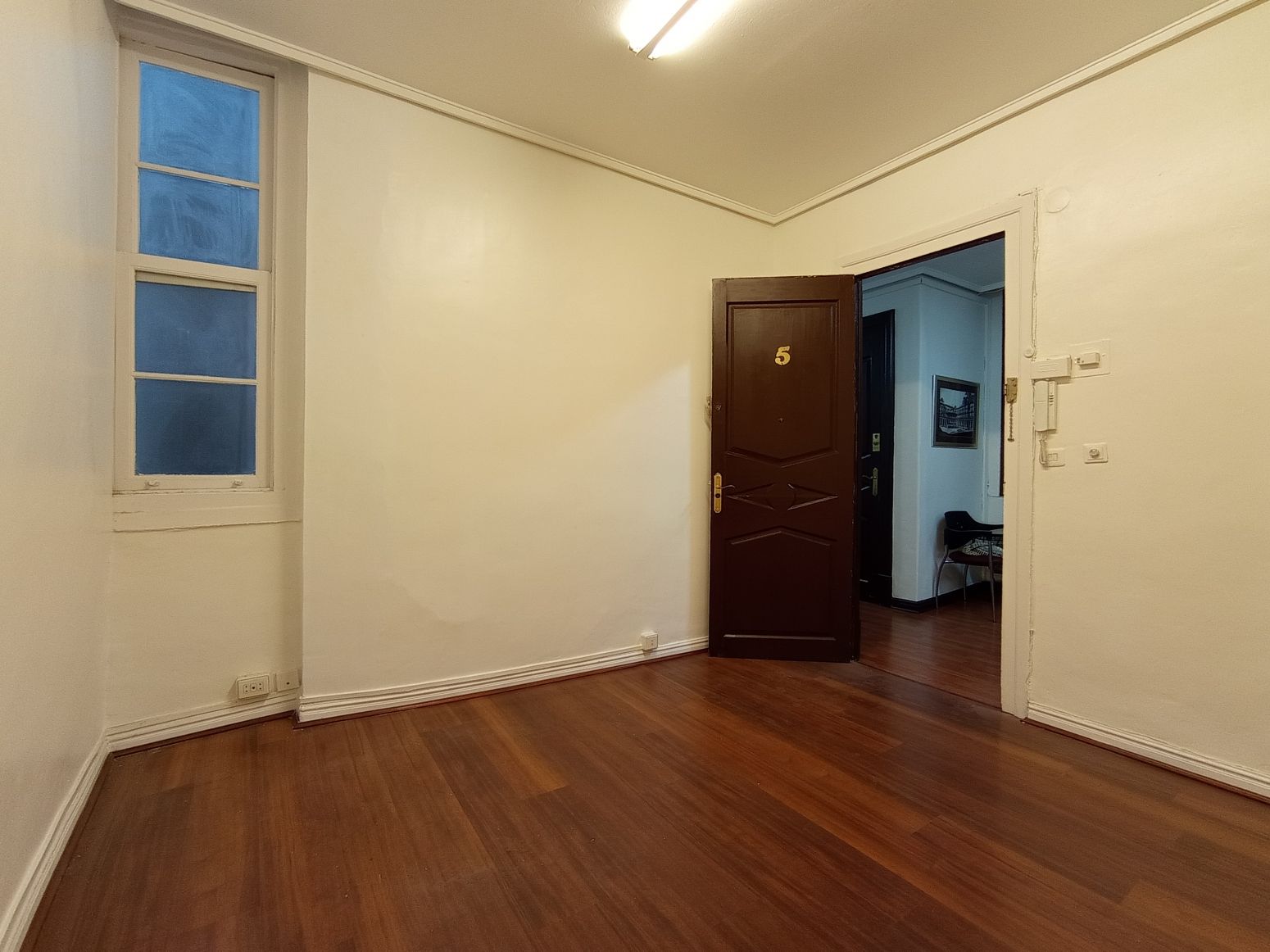 Dormitori de Oficina de lloguer en Bilbao  amb Moblat