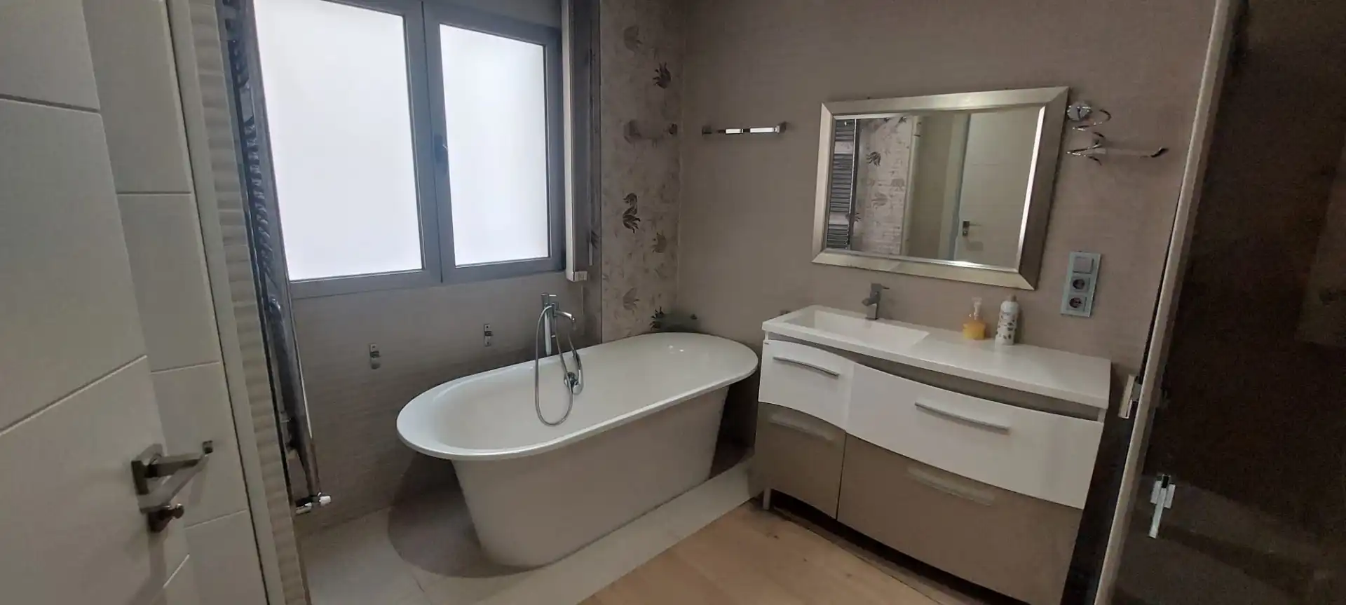 Bany de Apartament de lloguer en Murcia amb Aire condicionat, Calefacció i Moblat