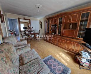 Living room of Flat for sale in  Madrid Capital  with Heating, Parquet flooring and Terrace