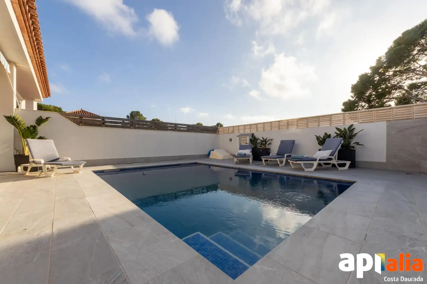 Casa a schiera con piscina in vendita a Avenida CADIS DE, imagen 2