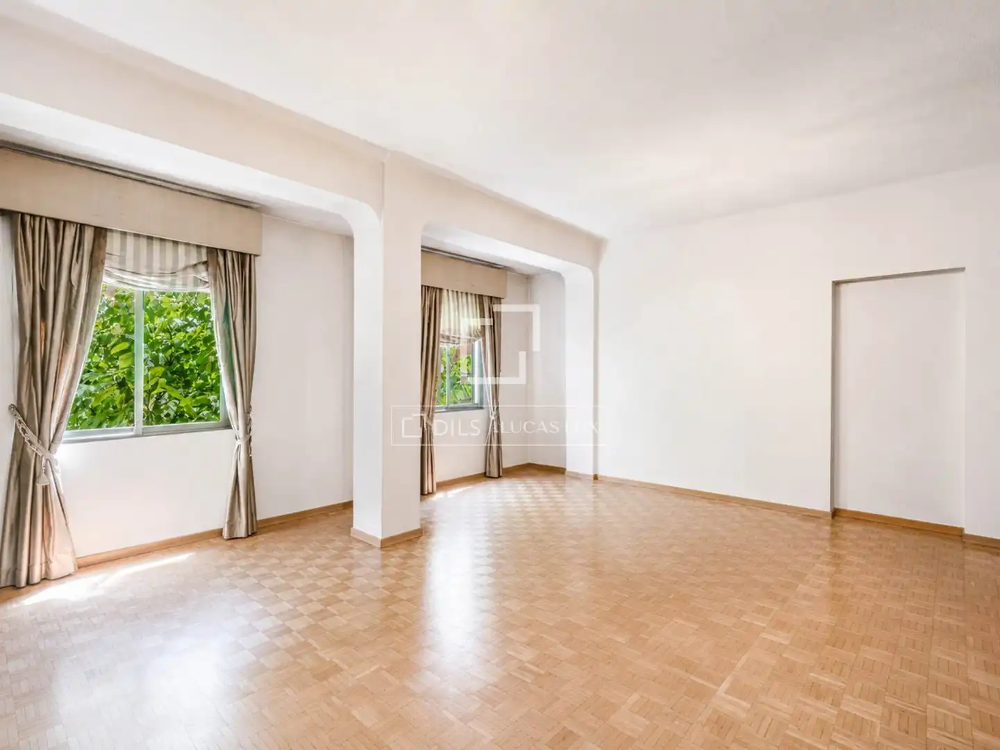 Vista exterior de Piso en venta en Madrid con Aire acondicionado, Calefacción y Terraza