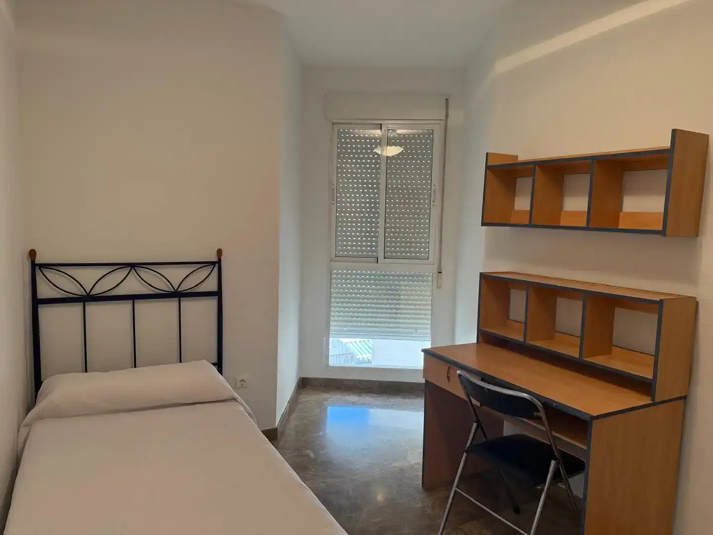 Habitación de Piso en venta en Torrent con Aire acondicionado, Trastero y Amueblado