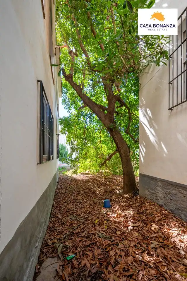 Exterior view of Houses for sale in Jete  with Private garden and Furnished