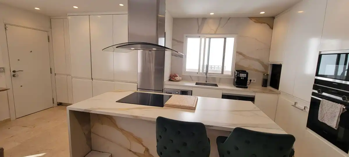 Apartament amb piscina en venda a Nueva Andalucía, imagen 8
