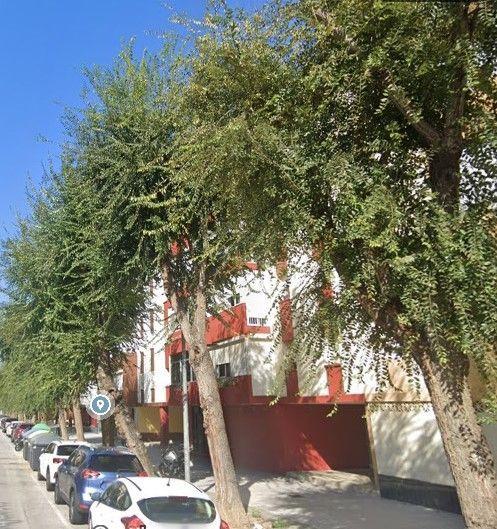 Foto 1 de Piso en venta en Astilleros - La Paz  - Loreto - El Corte Inglés, Cádiz