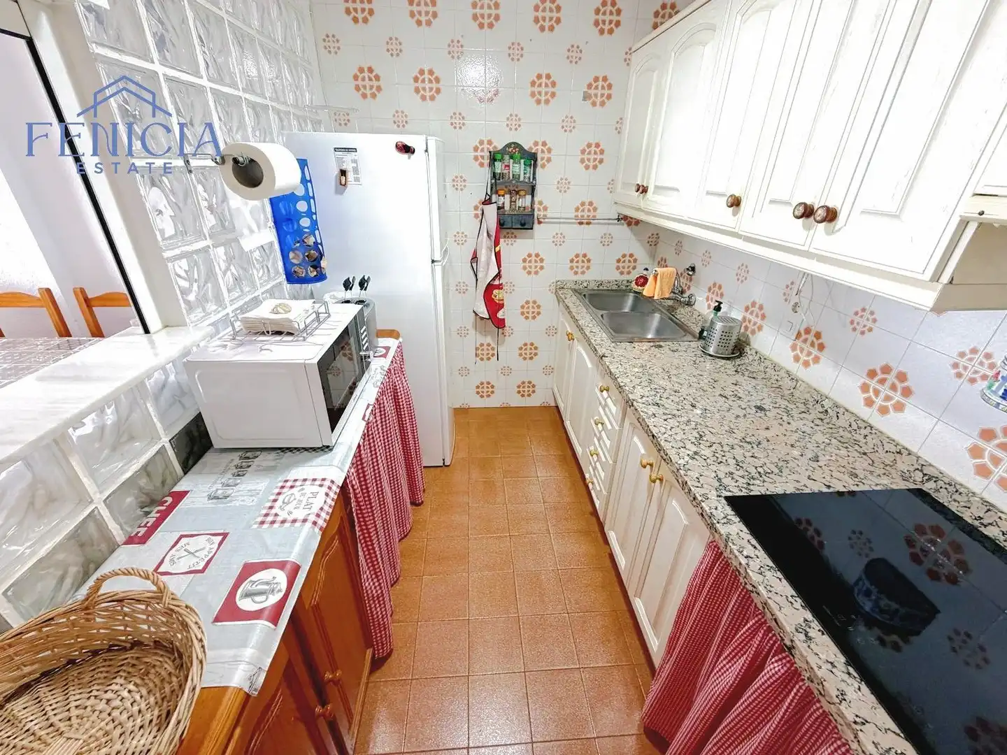 Küche von Wohnung zum Verkauf in Almuñécar mit Terrasse und Gemeinschaftspool
