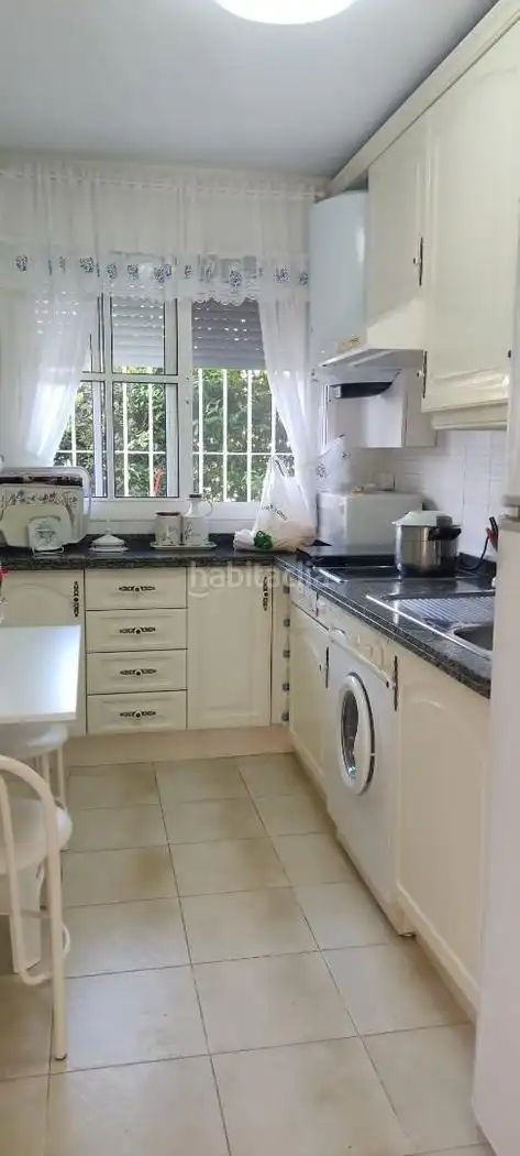 Terraced house with pool to rent in Avenida Catavino de Oro 13, imagen 2