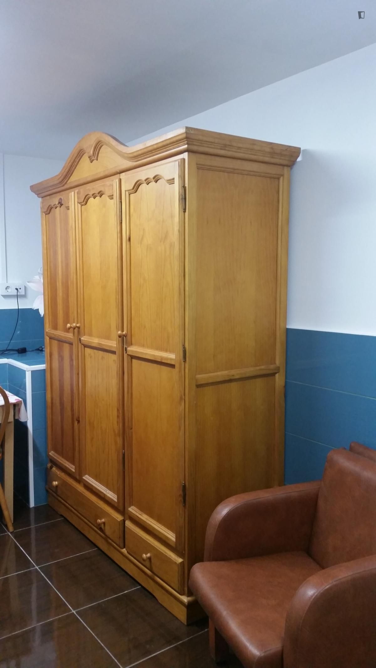 Bedroom of Study to rent in L'Hospitalet de Llobregat  with Air Conditioner, Heating and Furnished