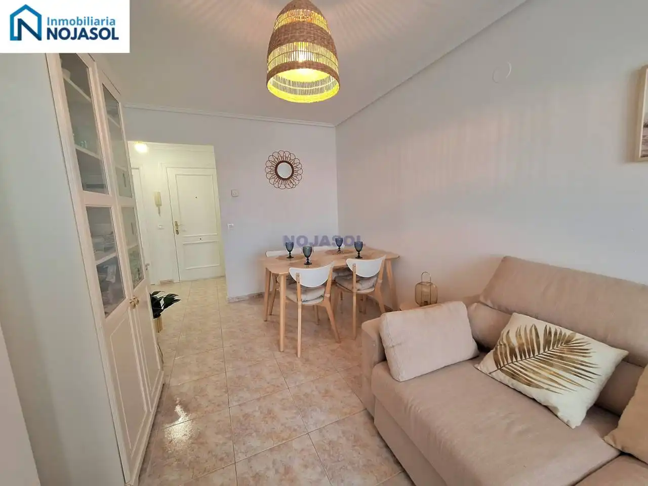 Wohnzimmer von Wohnungen zur Miete in Noja mit Heizung, Parkett und Terrasse