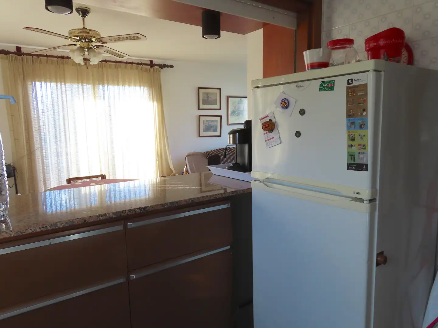 Cocina de Piso en venta en Empuriabrava con Jardín privado, Terraza y Amueblado