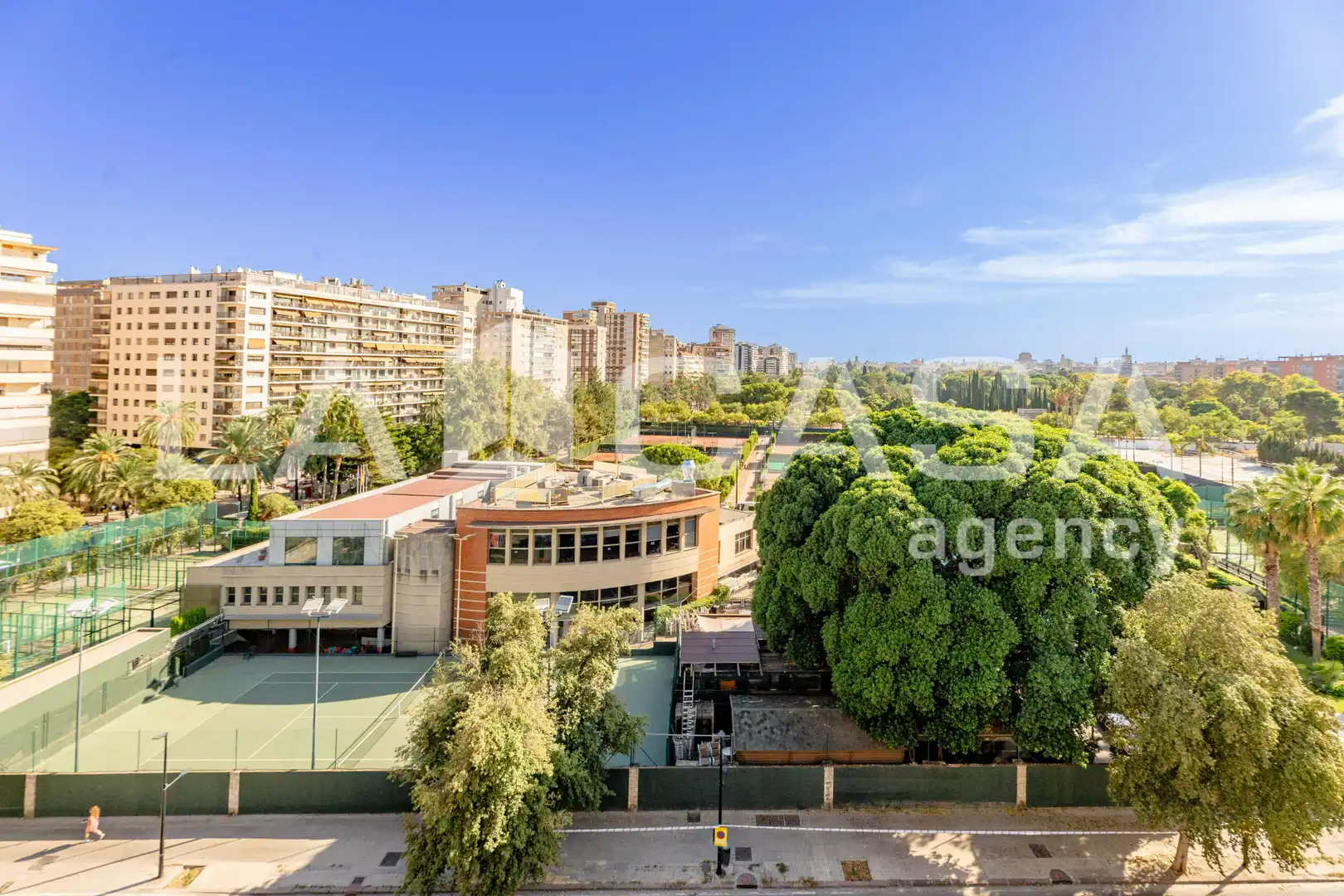 Exterior view of Flat for sale in Valencia  with Balcony