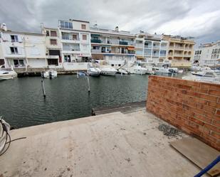 Vista exterior de Casa o xalet en venda en Empuriabrava