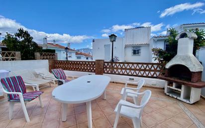 Garden of Single-family semi-detached for sale in Estepona  with Air Conditioner, Terrace and Community pool