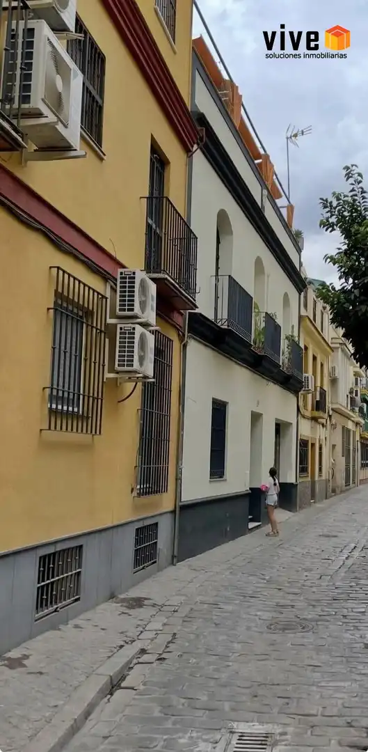Exterior view of Flat for sale in Sevilla  with Heating, Storage room and Furnished